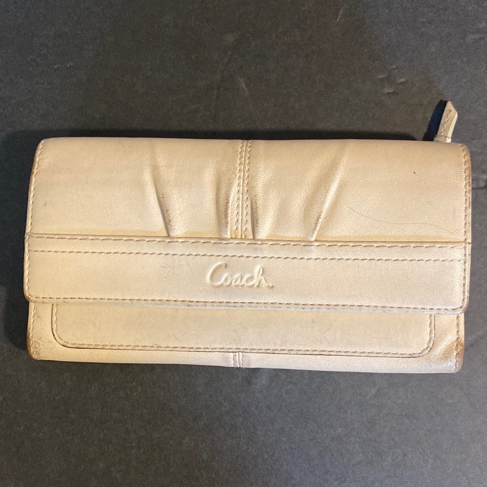 Vintage Coach beige, trifold wallet.